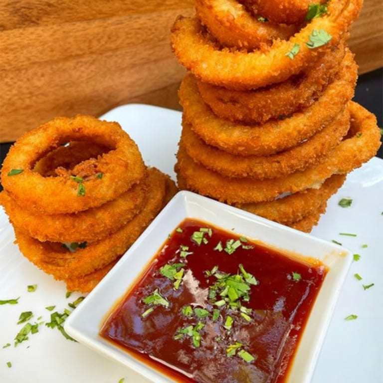 Savor Our Onion Rings